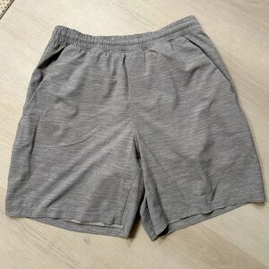 Men's Lululemon size medium shorts with liner